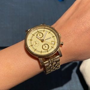 Fossil watch (gold)